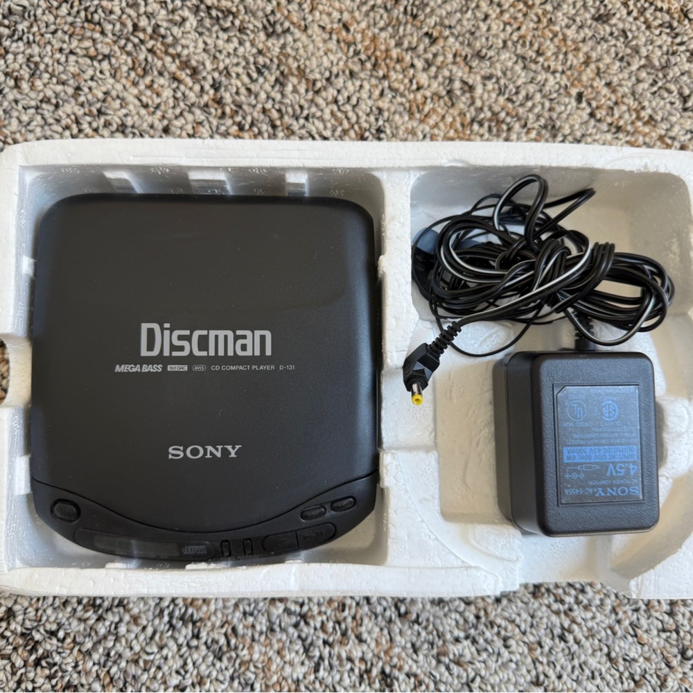 Sony Black Discman with Adapter